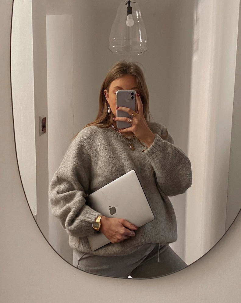 selfie-natural-beauty-alternative-flooring-blog